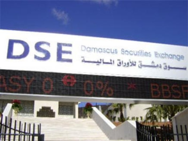 الاتصالات مجدداً في مقدمة الربح والتمركز