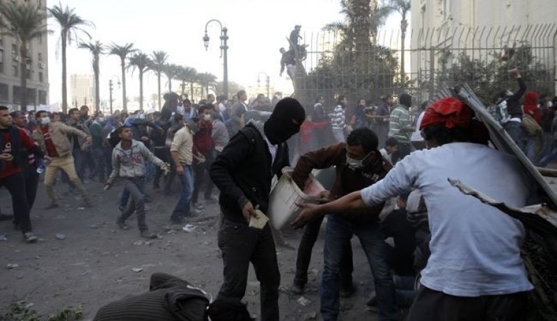العنف الطائفي يعاود محاولة تسيد المشهد السياسي في مصر الثورة