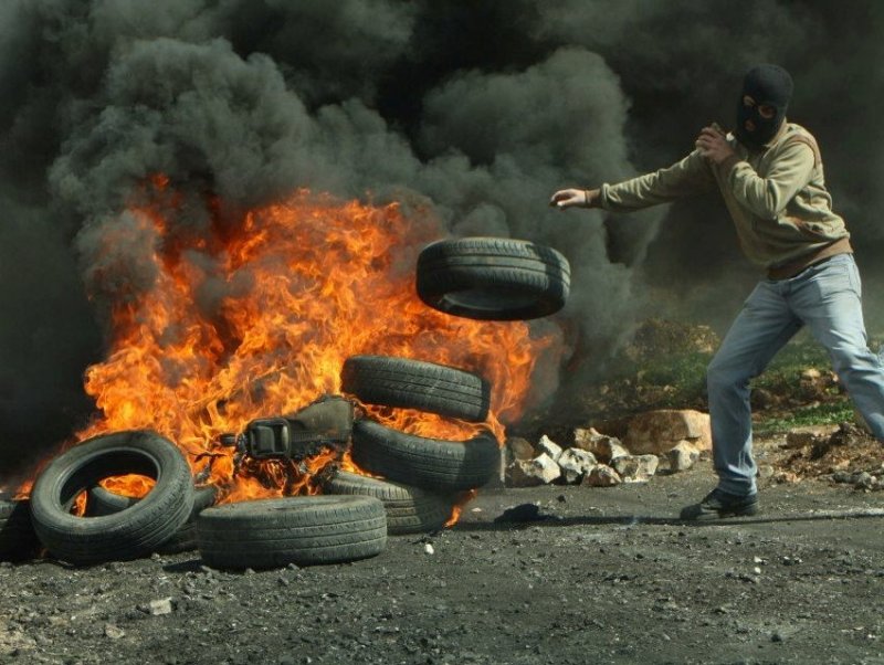 فلسطين على عتبات انتفاضة ثالثة