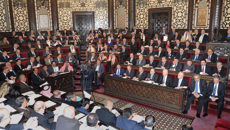 الفساد يقلب مفاهيم الحكومة.. لتبدو الحقوق العامة (مَكرُمة)!