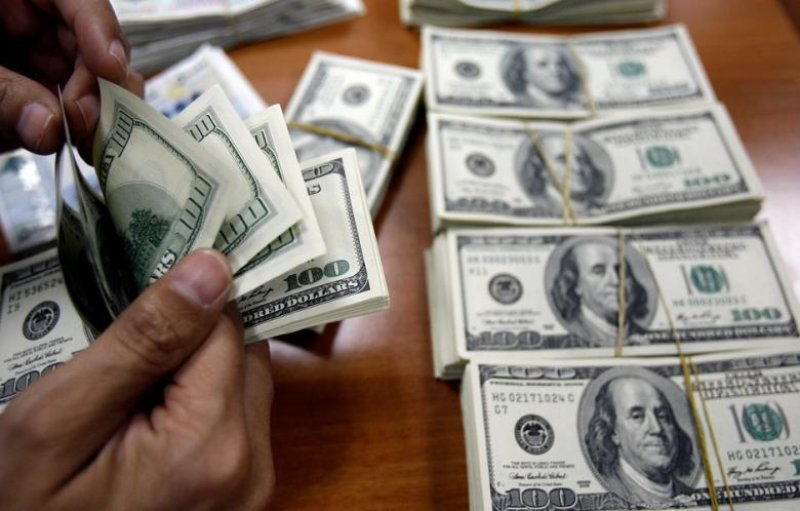المصارف الخاصة في 2016: «اربح أكثر مع ليرة أضعف»!