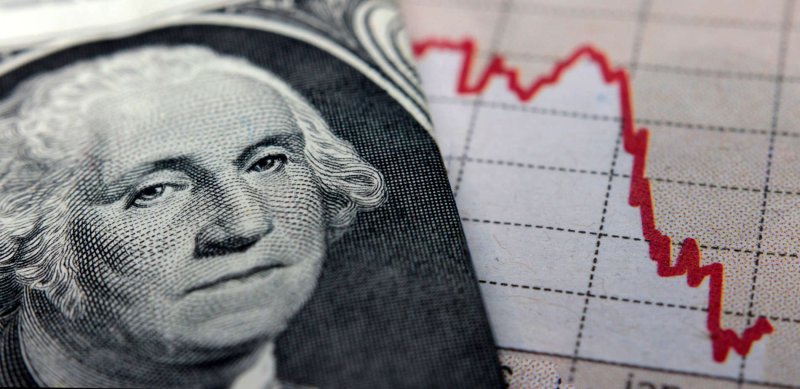 متى وكيف سينهار الدولار الأمريكي؟ سؤال إمبراطورية الهيمنة المتهاوية