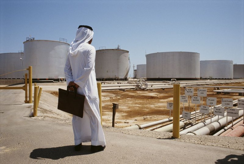 قضايا الشرق ... خبرٌ قادمٌ من المستقبل!
