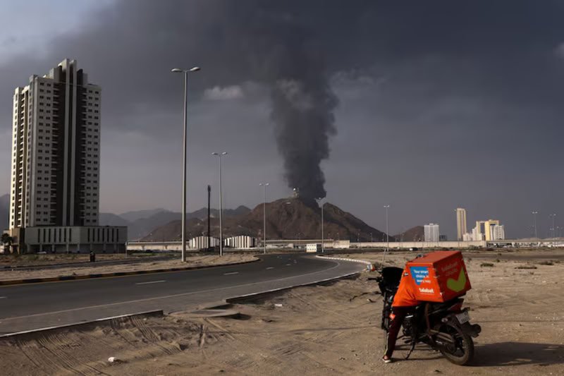 بعد تحطم «البترودولار مقابل الأمن» كيف تحمي دول الخليج نفسها؟